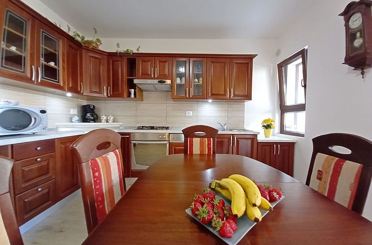 Appartement in Pula mit Grill, Garten und Terrasse