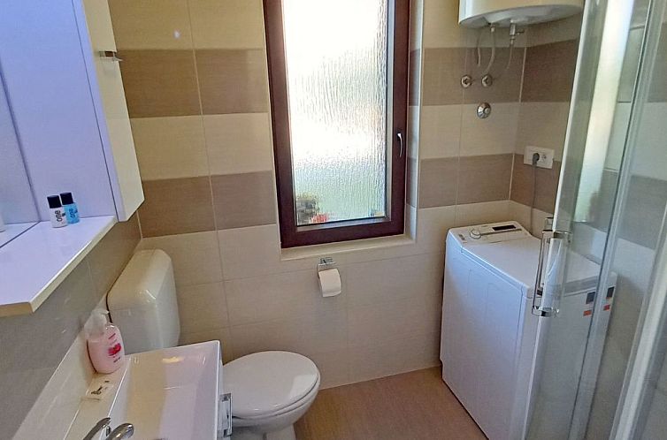 Appartement in Pula mit Grill, Garten und Terrasse