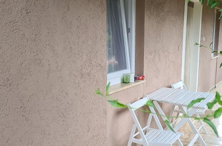 Appartement Wohnung "Eric" mit Garten, Grill und Terrasse