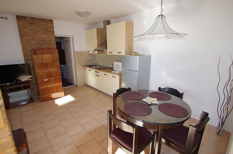 Appartement Wohnung "Eric" mit Garten, Grill und Terrasse