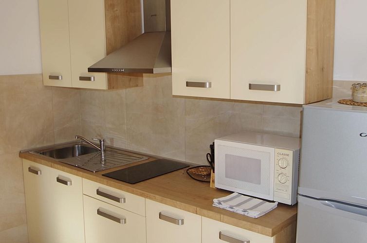 Appartement Wohnung "Eric" mit Garten, Grill und Terrasse