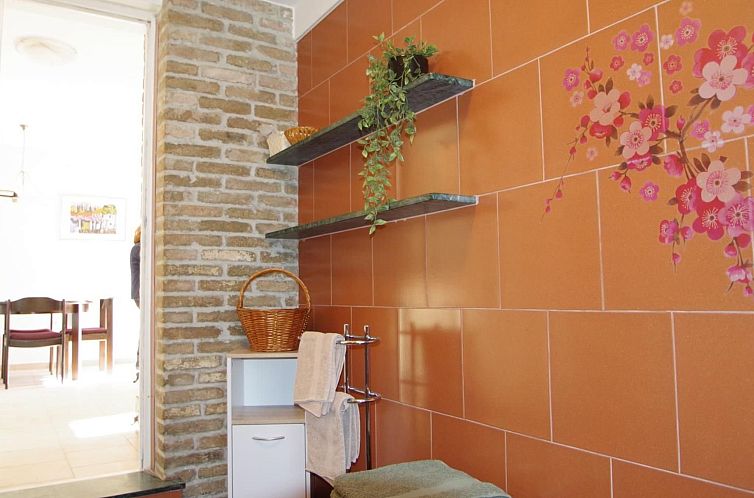 Appartement Wohnung "Eric" mit Garten, Grill und Terrasse
