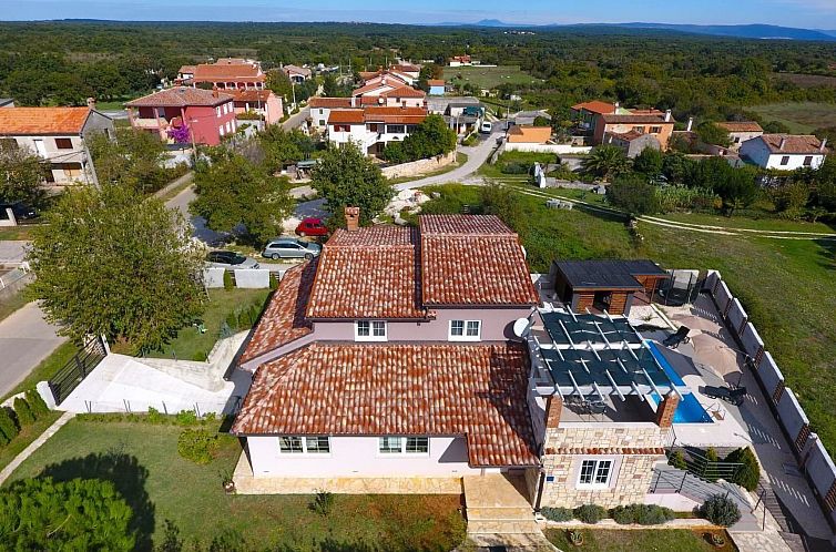 Vakantiehuis Ferienvilla 'Villa Nikolina' mit privatem Pool