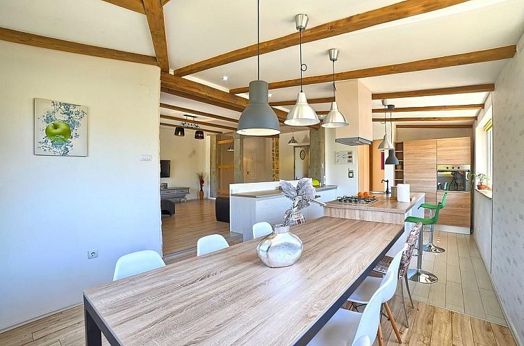 Vakantiehuis Ferienvilla 'Villa Nikolina' mit privatem Pool