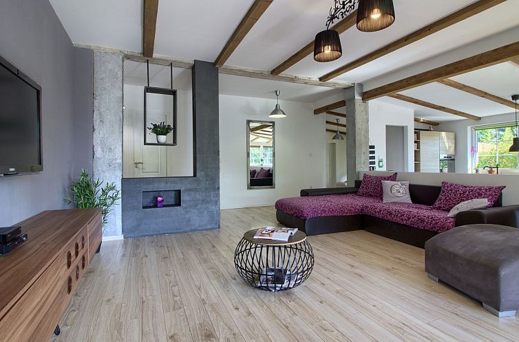Vakantiehuis Ferienvilla 'Villa Nikolina' mit privatem Pool