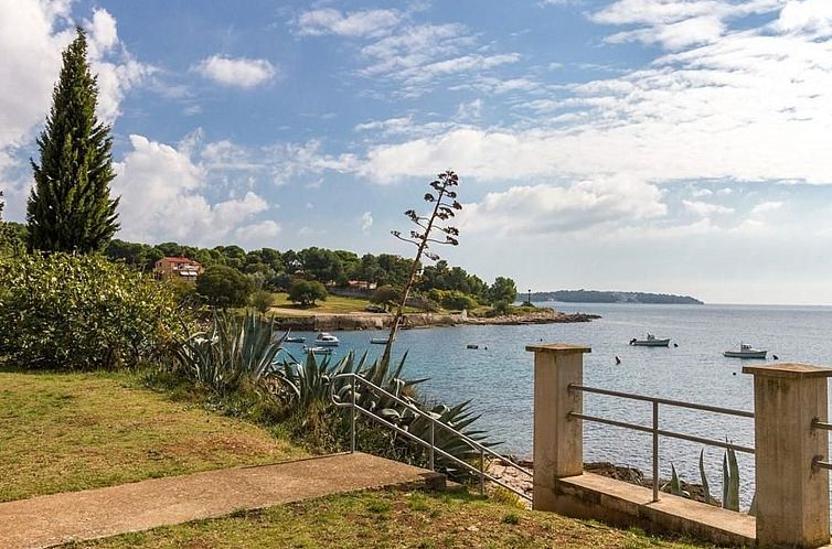 Appartement Wohnung in Stoja mit Grill