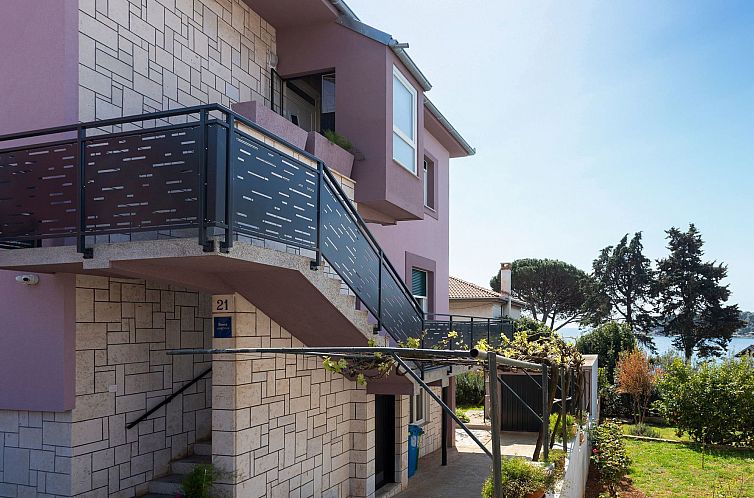 Appartement in Pula und Nah am Strand