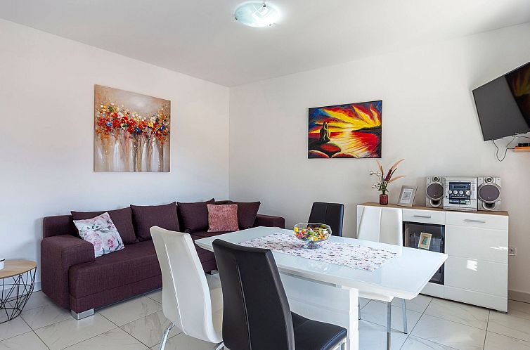 Appartement in Pula und Nah am Strand