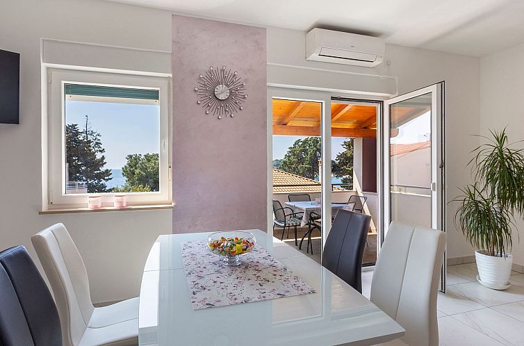 Appartement in Pula und Nah am Strand