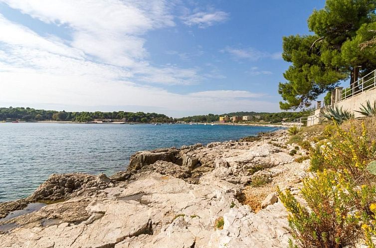 Appartement Appartement in Stoja mit Terrasse