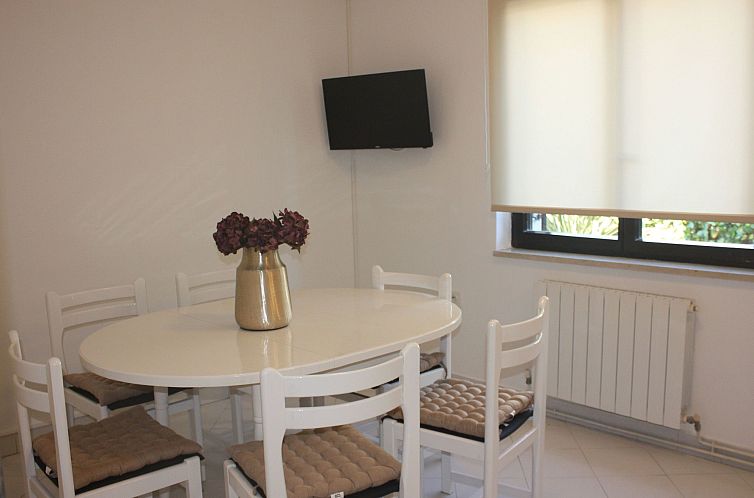 Appartement Geräumige charmante Wohnung in der Nähe des Me