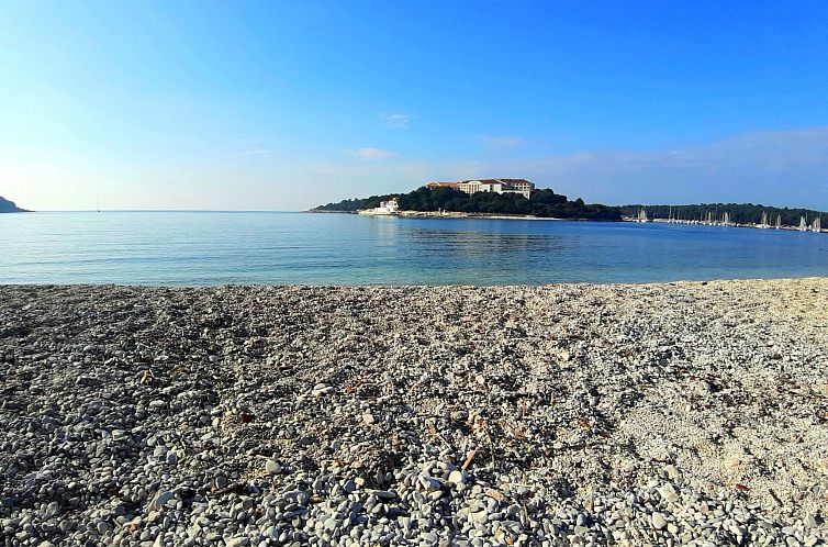 Appartement Geräumige charmante Wohnung in der Nähe des Me