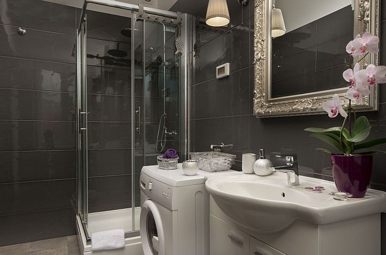 Appartement Moderne Wohnung in Arena