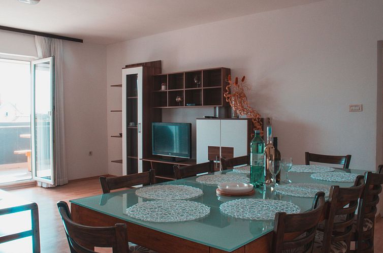 Appartement Deh 7, Dorf Štinjan