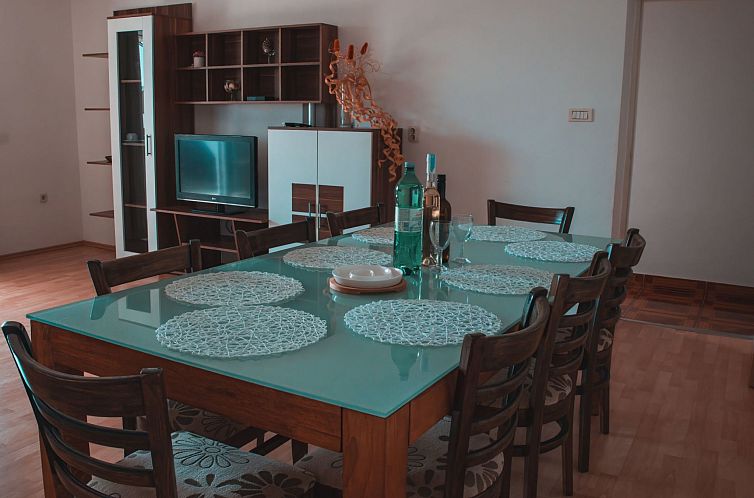 Appartement Deh 7, Dorf Štinjan