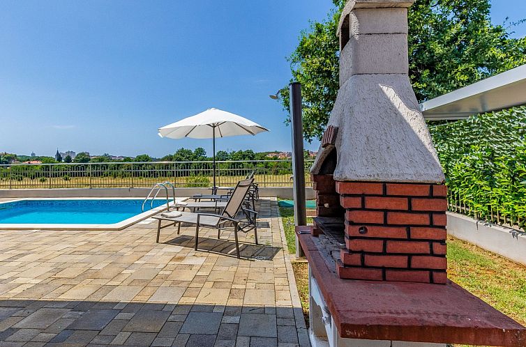 Vakantiehuis Villa Lotus 13F