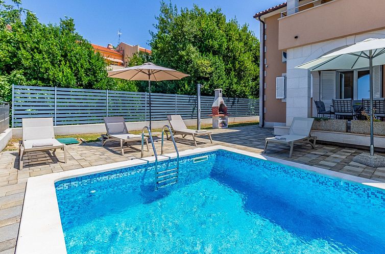 Vakantiehuis Villa Lotus 13E