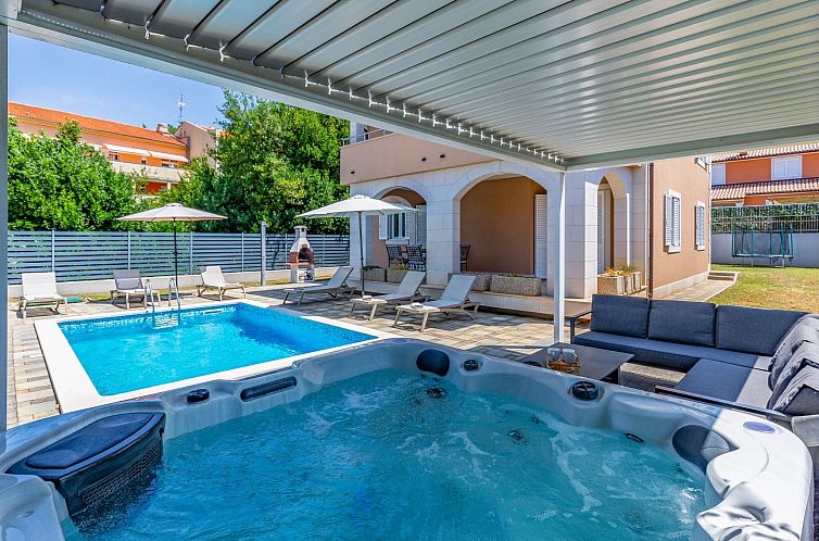 Vakantiehuis Villa Lotus 13C