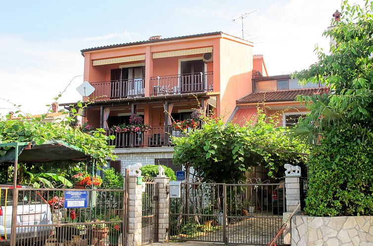 Appartement Lina (PUL305)