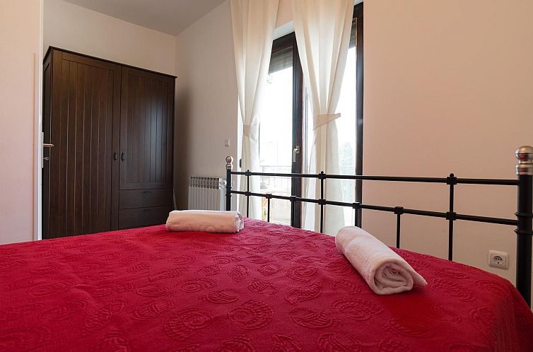 Vakantiehuis Ferienvilla mit Pool in Pula