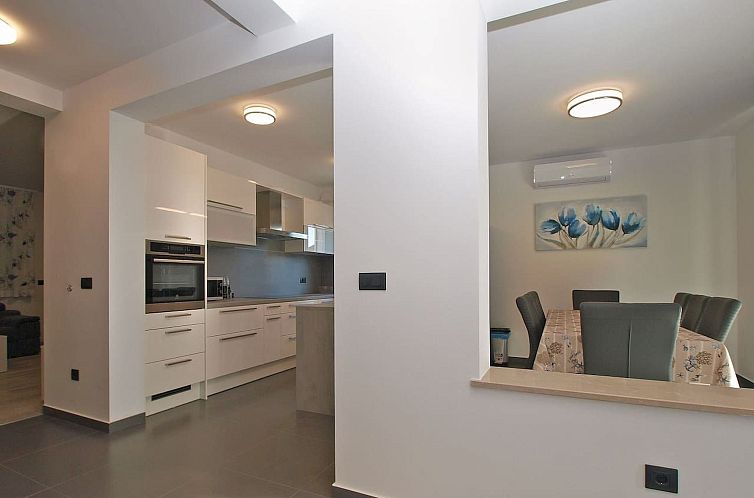 Vakantiehuis Ferienvilla mit privatem Pool