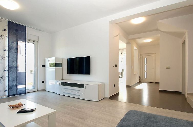 Vakantiehuis Ferienvilla mit privatem Pool