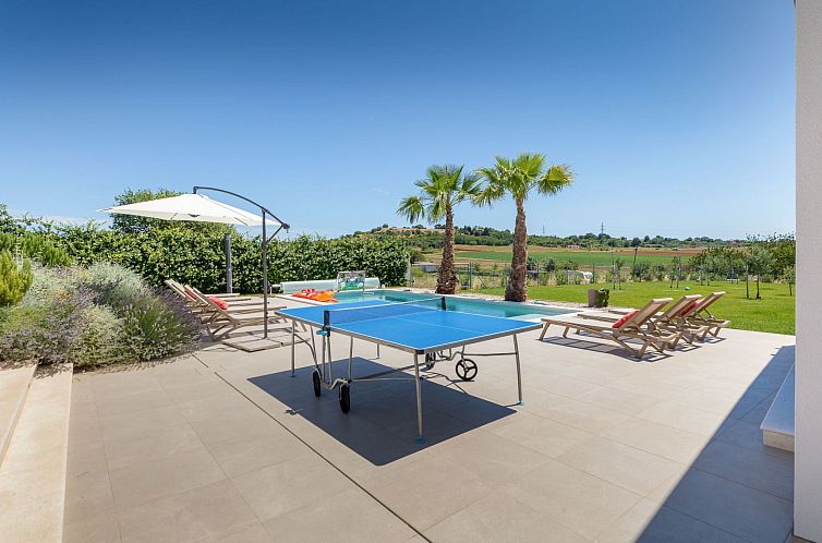 Vakantiehuis Villa Grofica, beheizter Pool, Taverne, Strandn