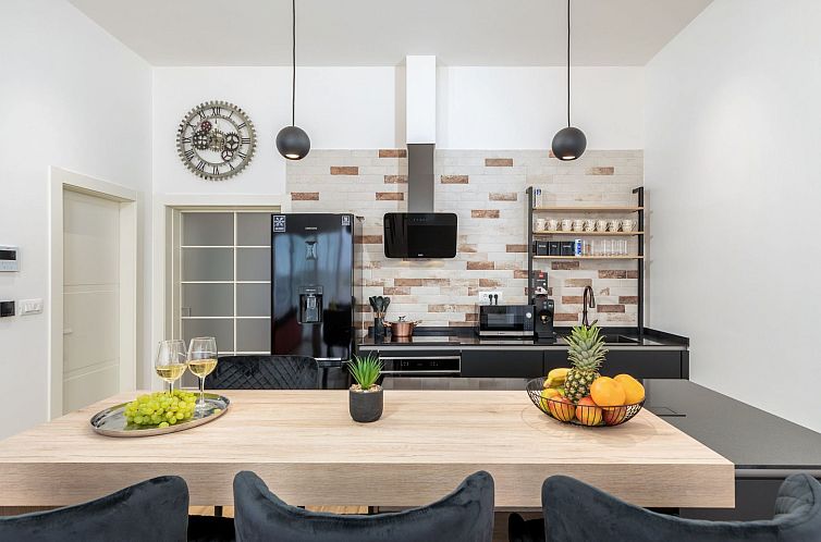 Vakantiehuis Villa Grofica, beheizter Pool, Taverne, Strandn