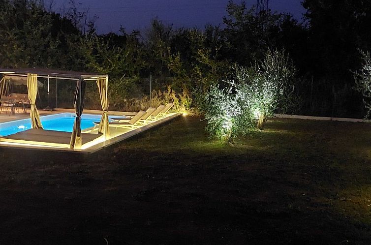 Vakantiehuis Hacienda Matea - Oase der Romantik in Strandnä