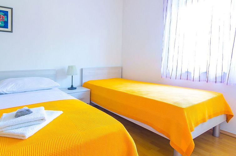 Appartement Gemütliche Wohnung mit Gartenblick