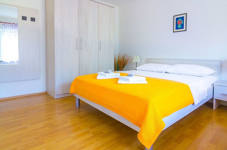 Appartement Gemütliche Wohnung mit Gartenblick