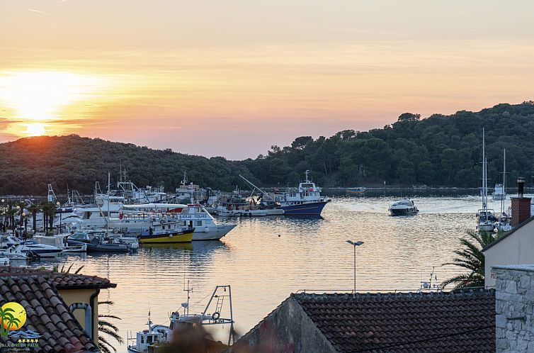 Appartement Schöne Wohnung in Vrsar mit Großer Terrasse