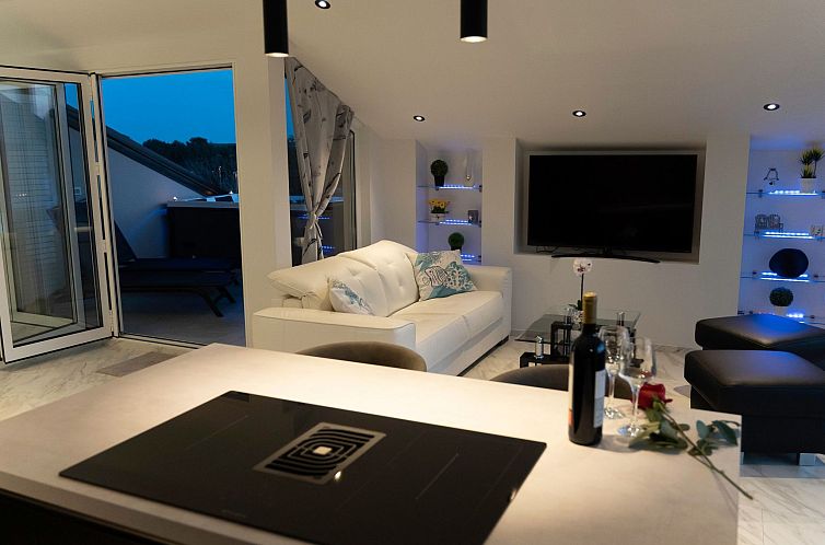 Appartement Schöne Wohnung in Vrsar mit Großer Terrasse