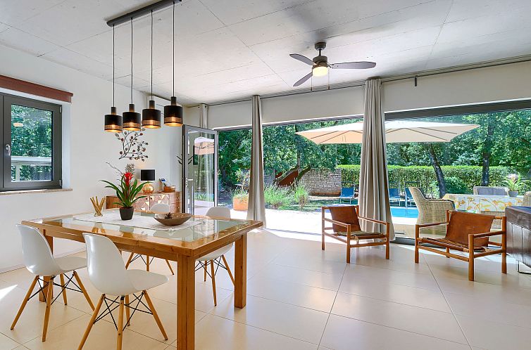 Vakantiehuis Villa Frleti