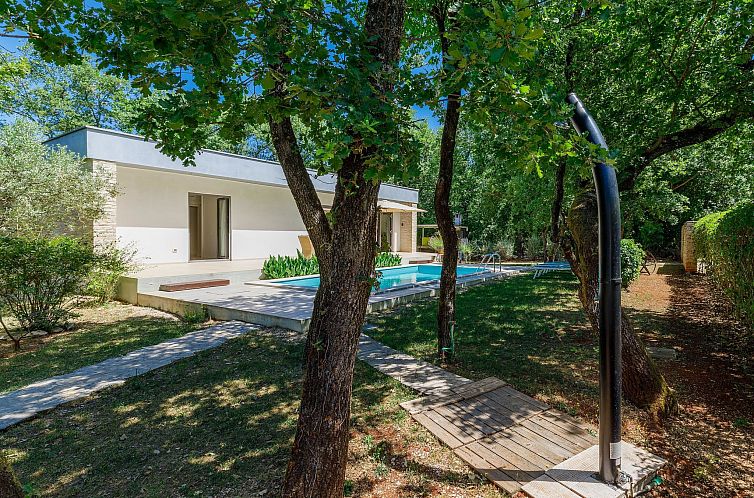 Vakantiehuis Villa Frleti