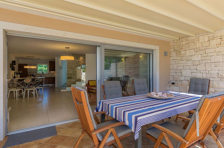 Vakantiehuis Sv. Ivan 1