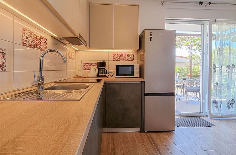 Appartement Antonio - Apartment mit Terrasse für 4-5 Person