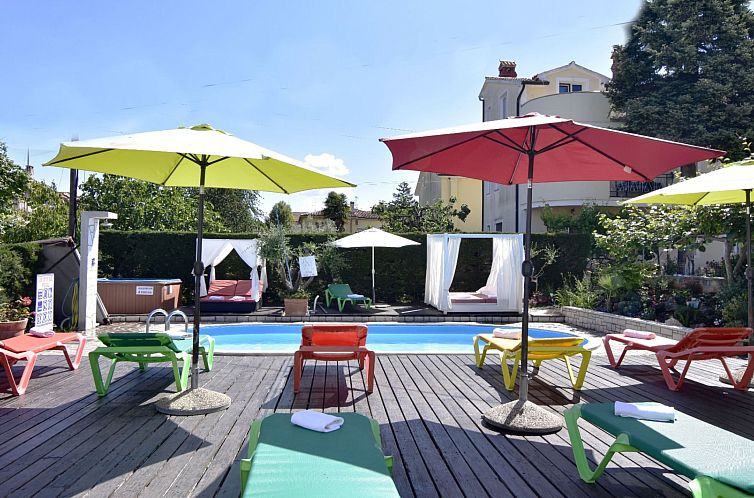 Appartement Apartment Nika 4 in der Residenz mit Pool und Wh