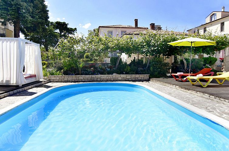Appartement Apartment Nika 4 in der Residenz mit Pool und Wh