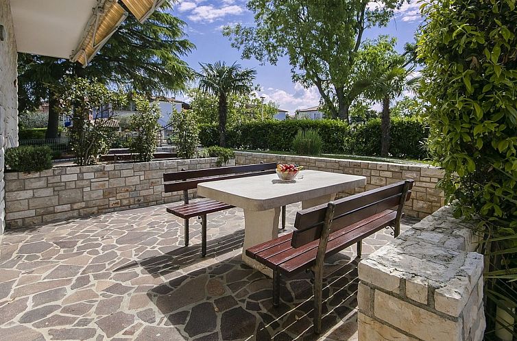 Appartement Apartment Nika1 Umag mit Pool und Whirlpool 400 