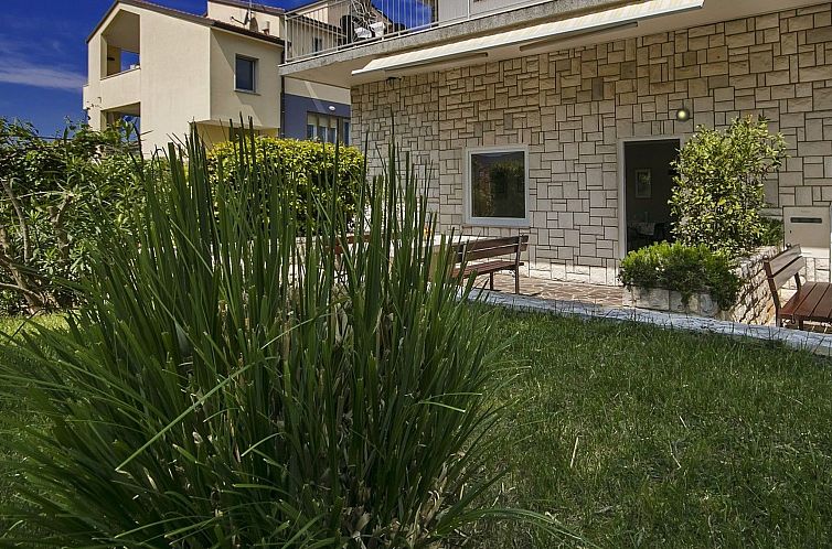 Appartement Apartment Nika1 Umag mit Pool und Whirlpool 400 