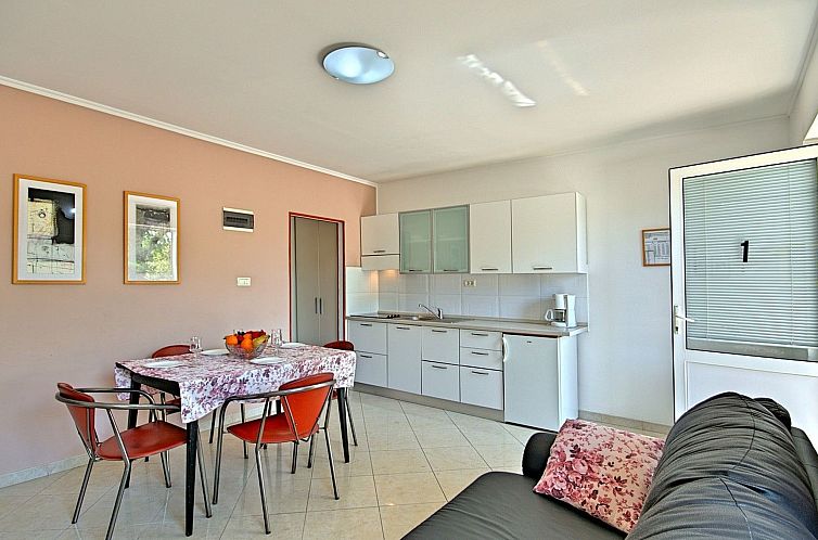 Appartement Apartment Nika1 Umag mit Pool und Whirlpool 400 