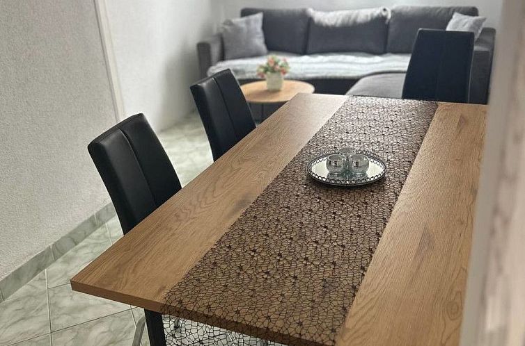 Appartement Villa Hanka App. Lavanda m.Balkon bis 4 Pers. EG
