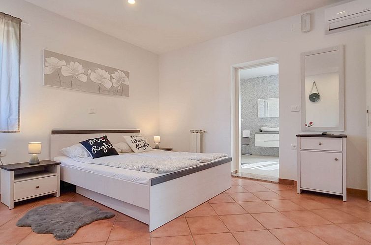 Appartement Studio-Wohnung "Dani 2" mit Terrasse