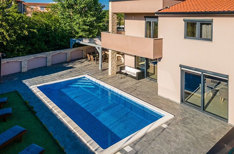 Vakantiehuis Villa Nika