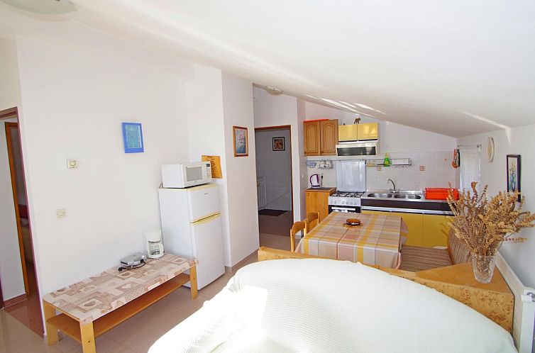 Appartement "Krešo" mit Balkon