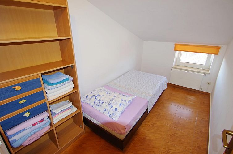 Appartement "Krešo" mit Balkon