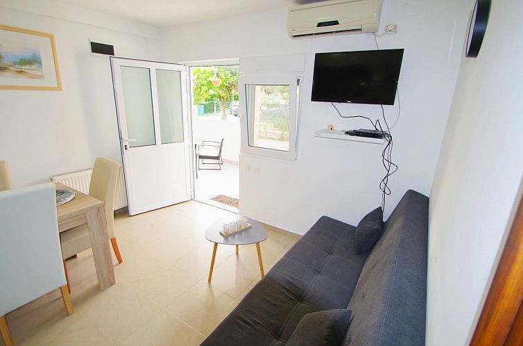 Appartement Angenehme Wohnung in Valbandon, Privatparkplatz