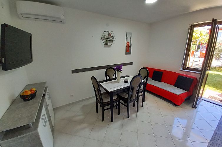 Appartement "Toni" mit Terrasse