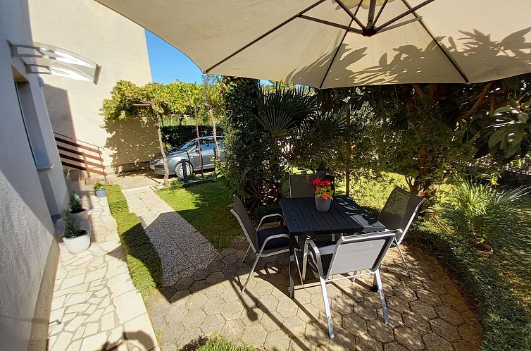 Appartement "Toni" mit Terrasse